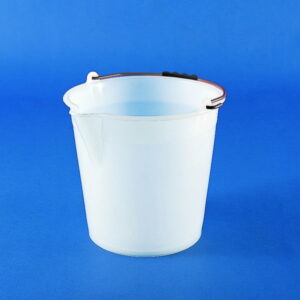 Kartell 9-Liter Graduated Bucket with Spout​