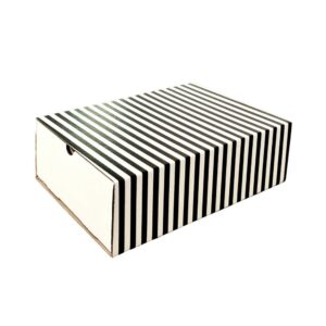 Matchbox – Black & White Pin-stripe (MED) 250 x 175 x 75mm
